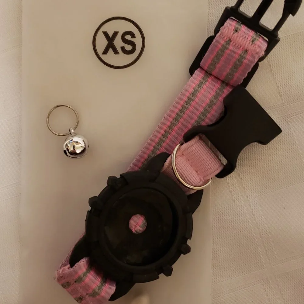 Air tag Cat Collar, Size XS, Pink, FeeYar, comes with 2 little bells if you want